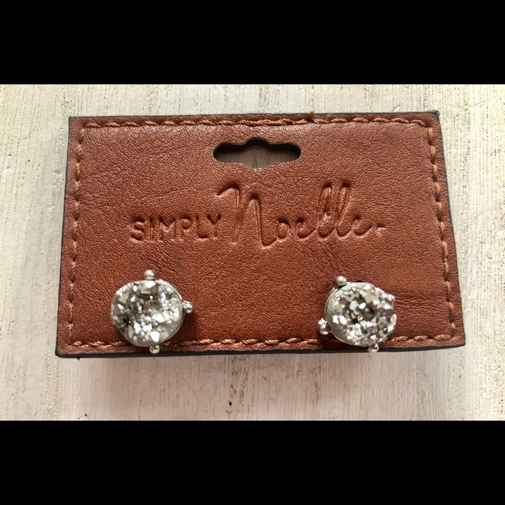 Simply Noelle Earrings